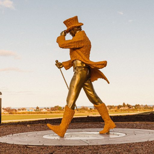  Statue of Johnnie Walker