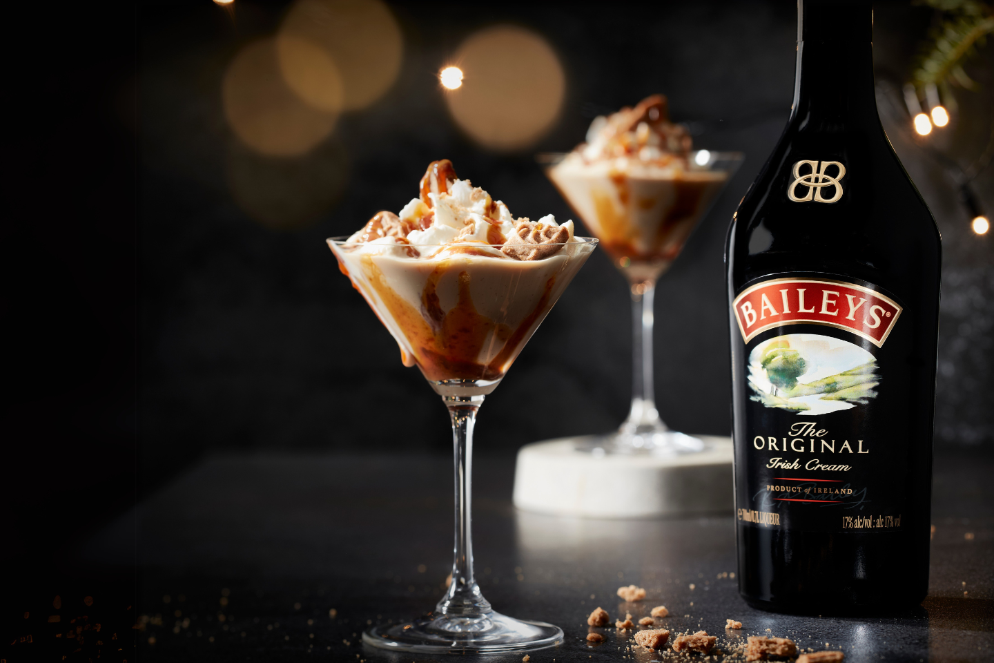 Seis drinks com Baileys para servir no Natal - Baileys Hot Chocolate