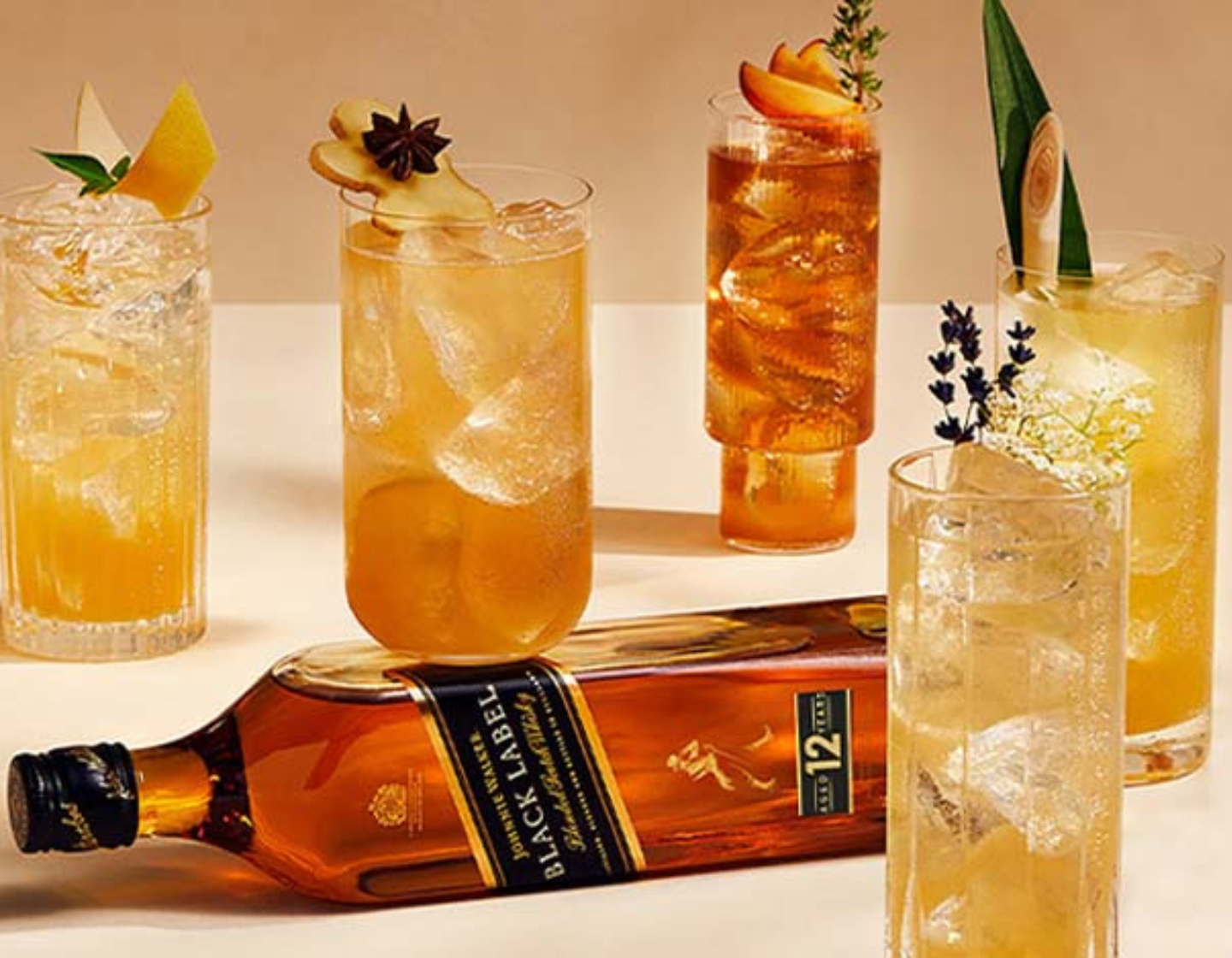 Johnnie Walker Black Label y 5 highballs
