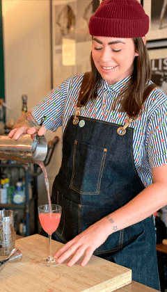 Bartender Kaitlyn Stewart