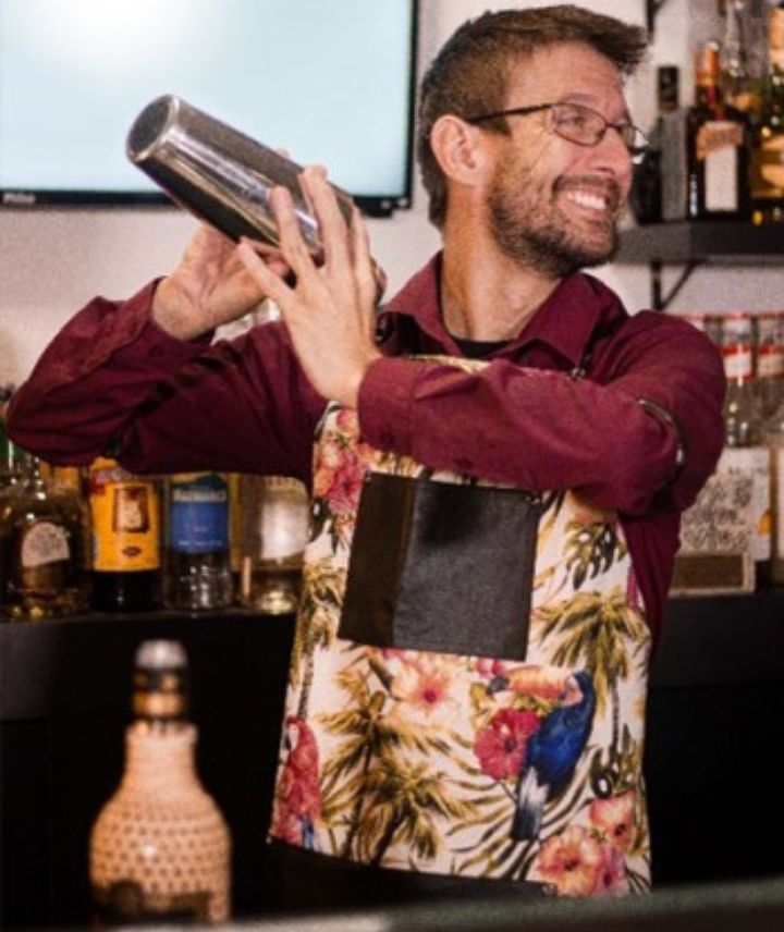 Imagem do Head Bartender André Bueno