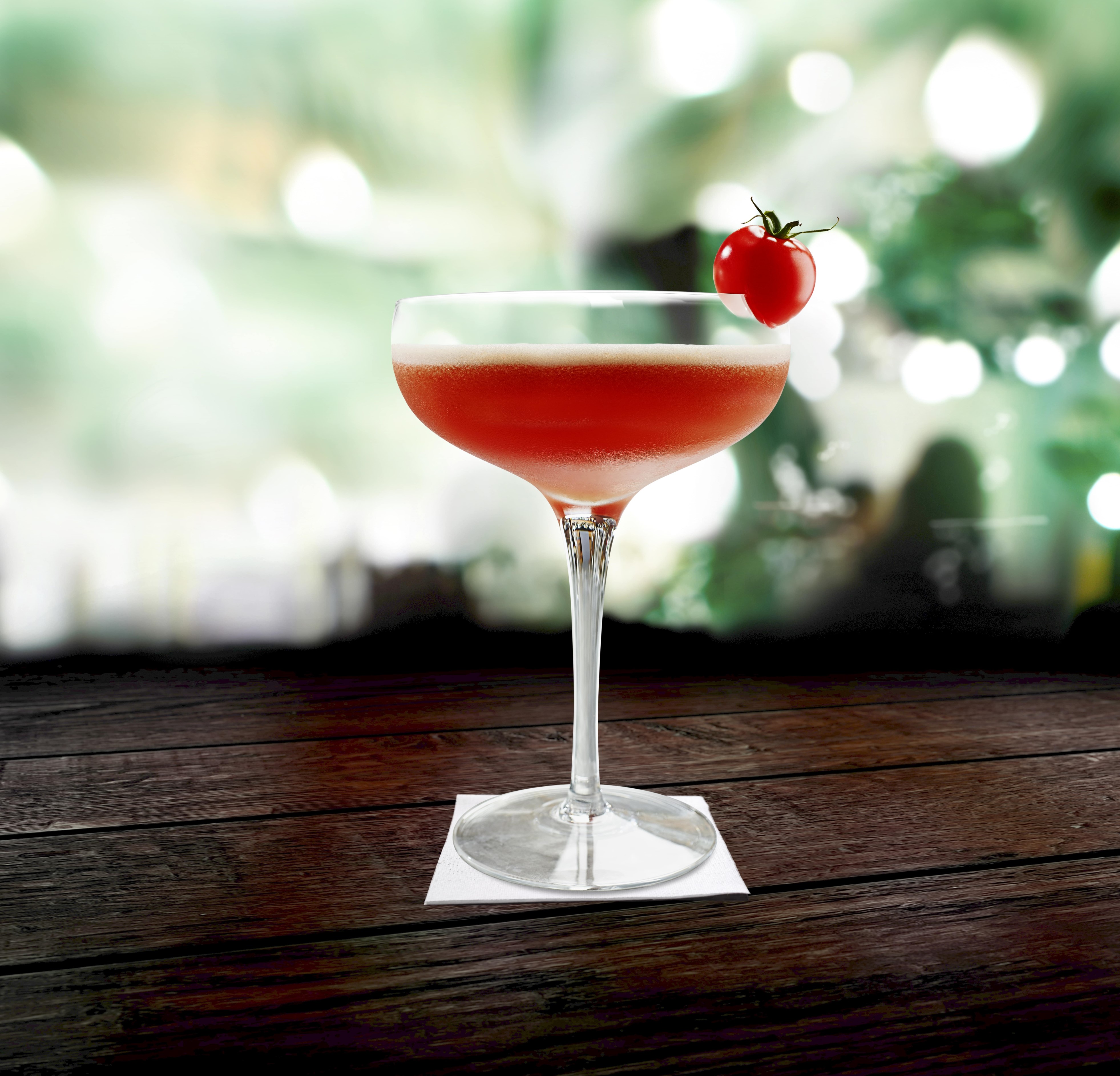 Red_cocktail_ketel_one _tomatini_garnished_with_cherry _tomato