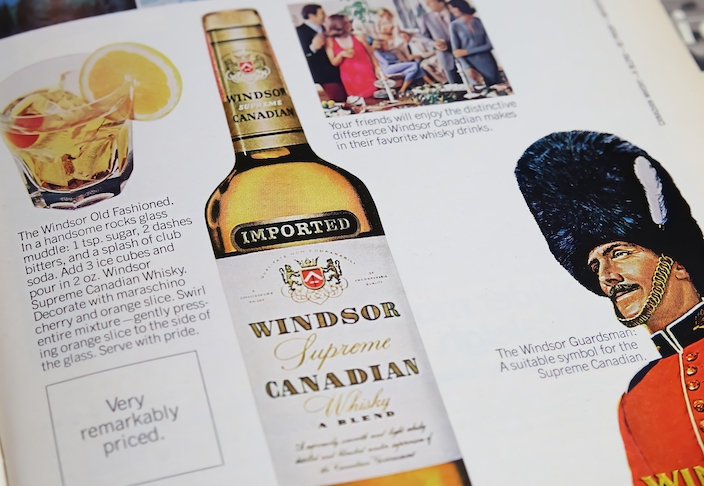 botella de whisky windsor