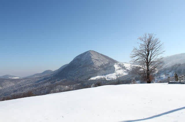 Tri vrha Povlena