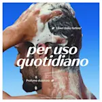 Uomo usa Head & Shoulders per uso quotidiano: libero dalla forfora e profumo duraturo.