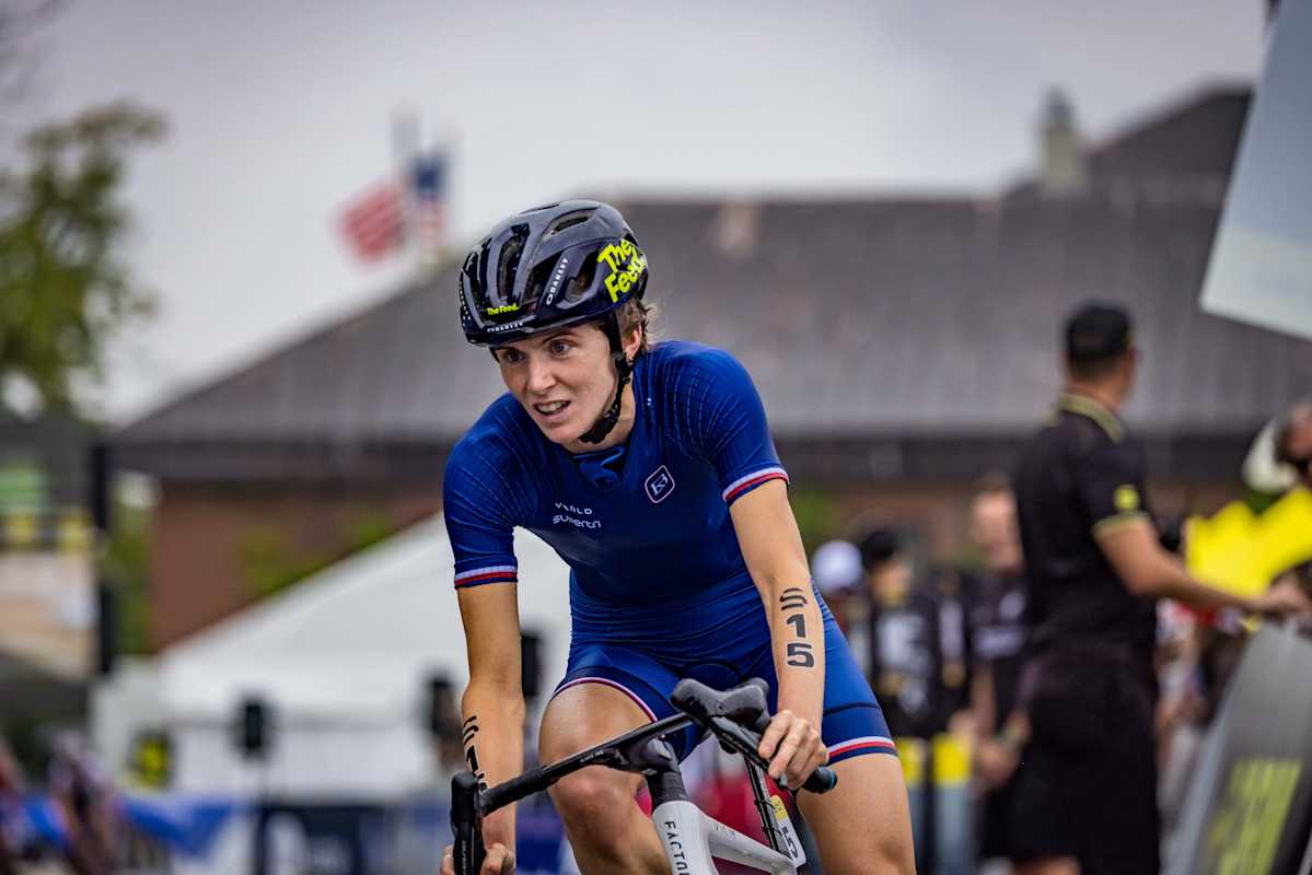 Beth Potter cycling
