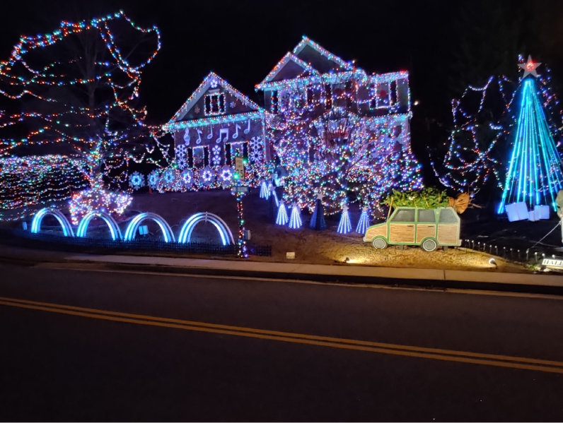 Ben Blotsky: Purchase new holiday lights to spread seasonal cheer