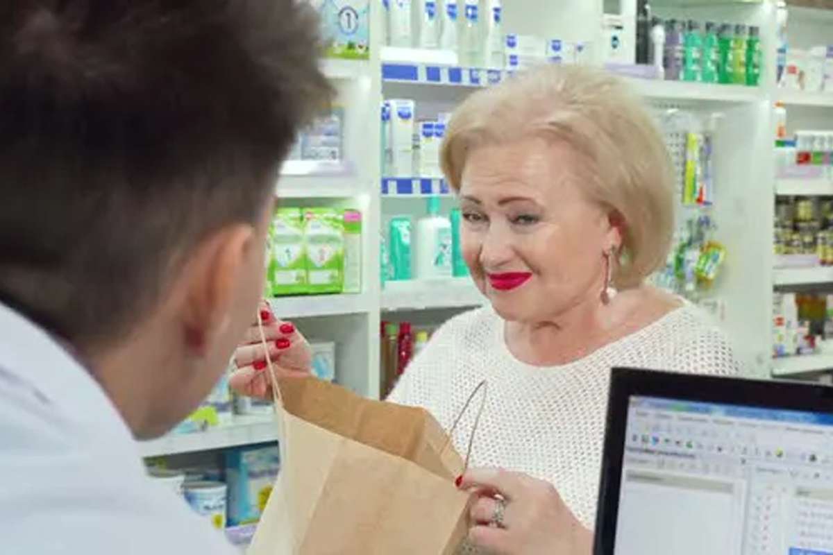 Commonwealth Seniors Health Card The Hawkesbury Phoenix Hawkesbury commonwealth-seniors-health-card-the-hawkesbury-phoenix-hawkesbury