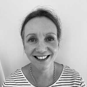 Dr Sarah-Louise Youngs portrait