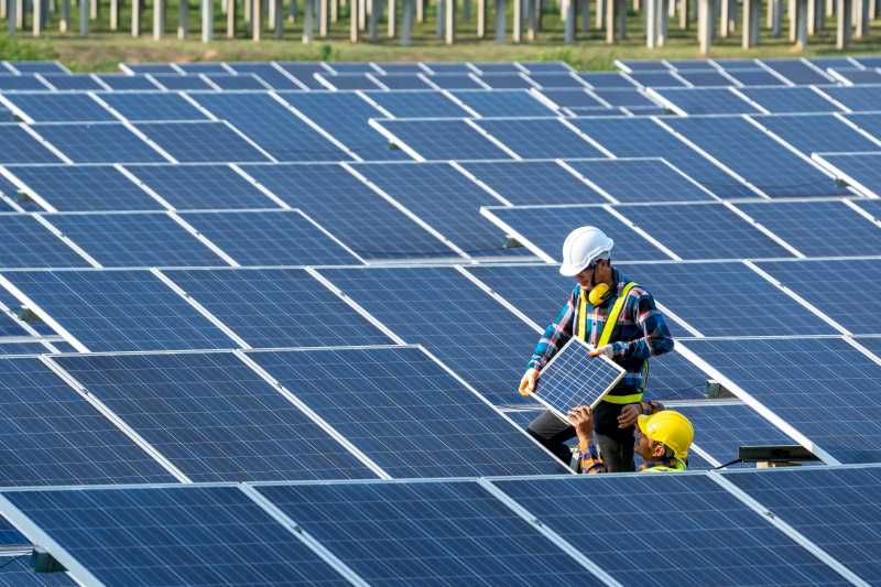 Why are Countries building Solar Panel Farms?