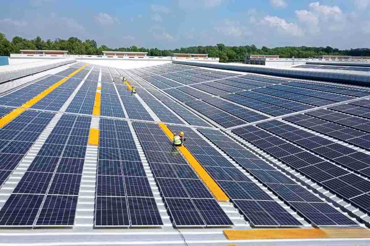 solar-industrial-rooftop