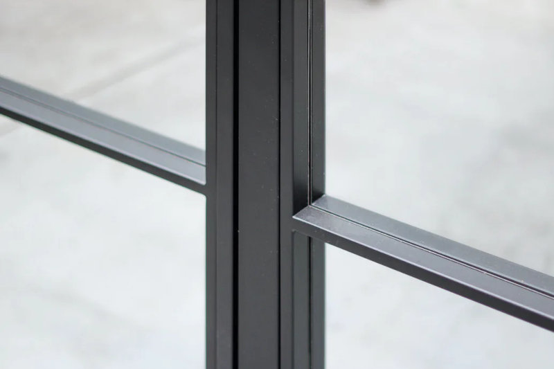 Detail einer Hörmann Lofttür im Industrial-Style