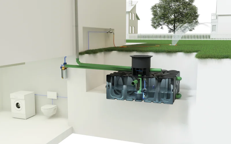 eingebauter Tank in die Erde um Regenwasser zu sammeln