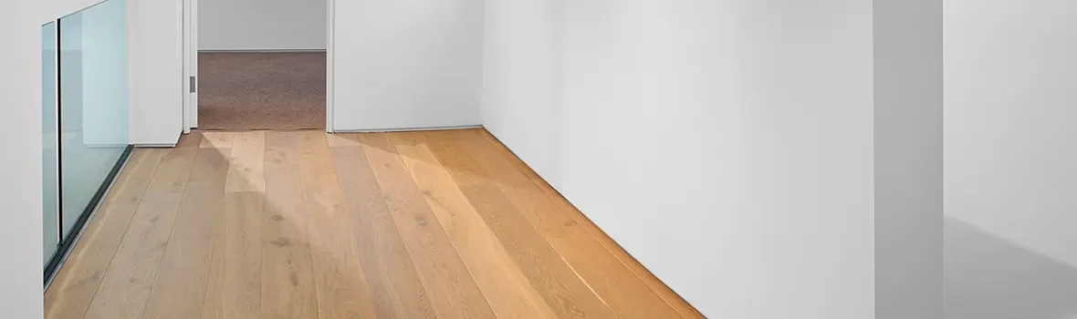 ausgebautes Dachgeschoss mit Holzfußboden