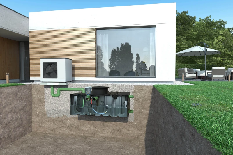 Wärmepumpe neben einem Haus verbaut