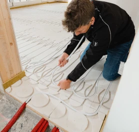 Starkes Duo für die Baustelle: fermacell® Therm25™ und Makita Tauchsäge im Aktionspaket