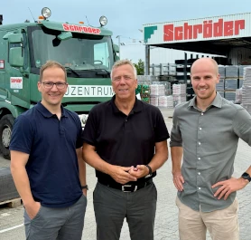 Zukunft aus den eigenen Reihen: Schröder stärkt Führungsteam in Logistik und Vertrieb 