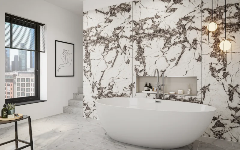 modernes Badezimmer mit Print-Fliesen und freistehender Badewanne