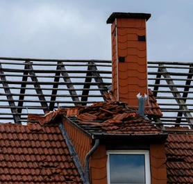Sturmschäden an Haus und Garten vermeiden - effektive Schutzmaßnahmen für mehr Sicherheit