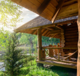 Bau eines ökologischen Holzhauses