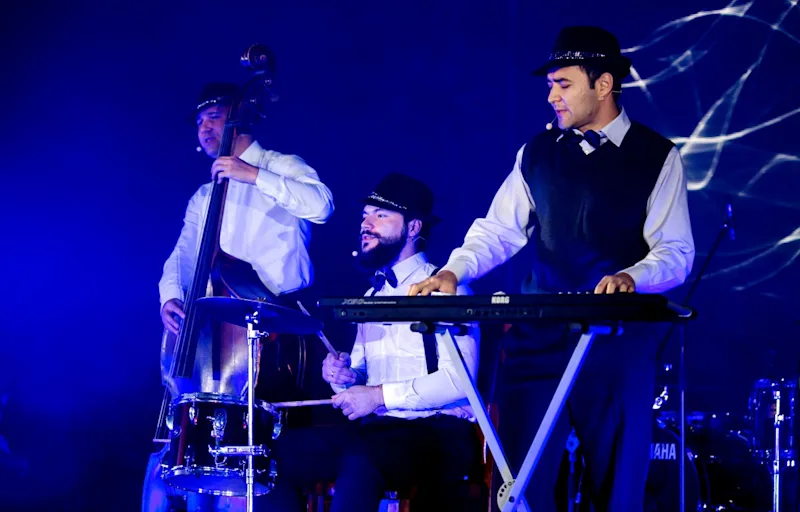 20 let na krylyakh uspekha gallery image 1