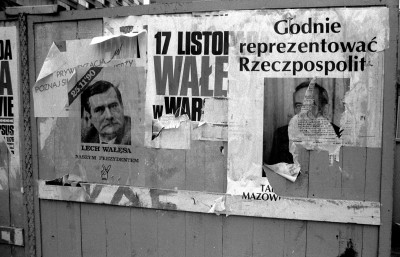 Передвиборчі плакати Лєха Валенси та Тад�еуша Мазовецького. Фото: Влодзімєж Василюк / Forum