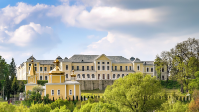 Вишнівецький палац. Джерело: Вікімедіа 