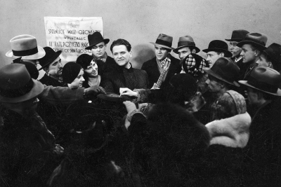 Евґеніюш Бодо у фільмі «Співак Варшави» (Pieśniarz Warszawy), 1934. Джерел�о: Національний цифровий архів Польщі