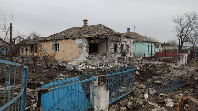 Селище Сартана під Маріуполем, у якому загинуло чотири мирні жителі. Фото: Вадим Бойченко