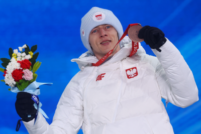 Давід Кубацький із бронзовою медаллю на Олімпійських іграх у Пекіні, 2022. Фото: Кай Пфафенбах / Reuters