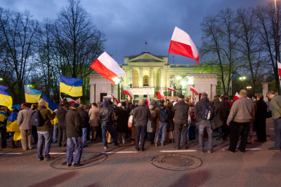 Мітинг біля посольства Росії у Варшаві, 2014. Фото: Збишек Качмарек / Gazeta Polska