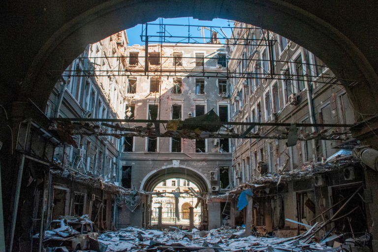 Руйнування в Харкові. Фото: Марієнко Андрій / УНIАН