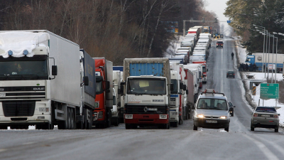Черга на польсько-українському кордоні. Фото: Кшиштоф Локай / Forum
