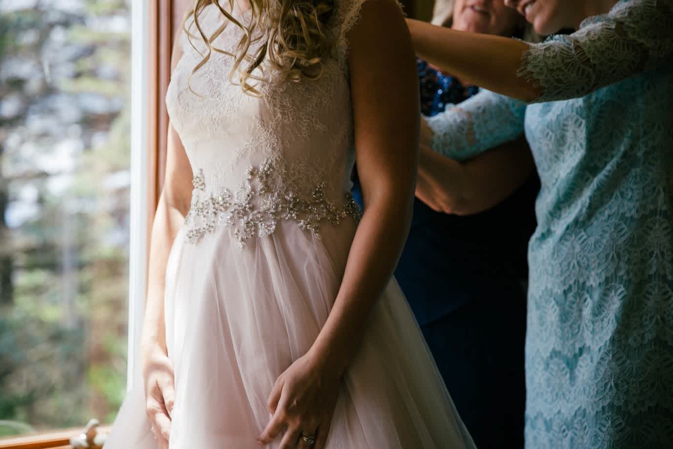 Wedding Day Bliss is a small, intimate Wedding at Mountain Whispers, Leura and Katoomba Blue Mountains