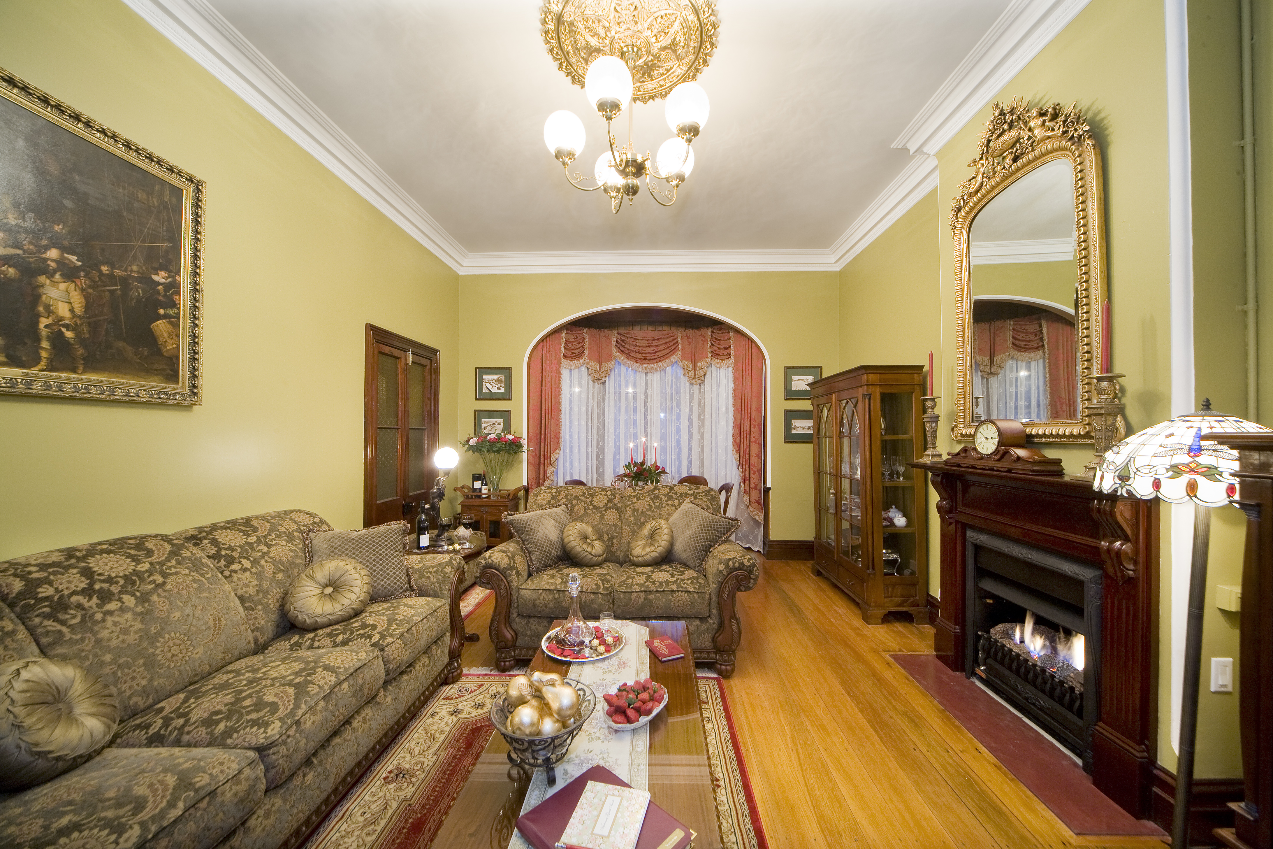 Lavishly appointed lounge and dining room at Varenna