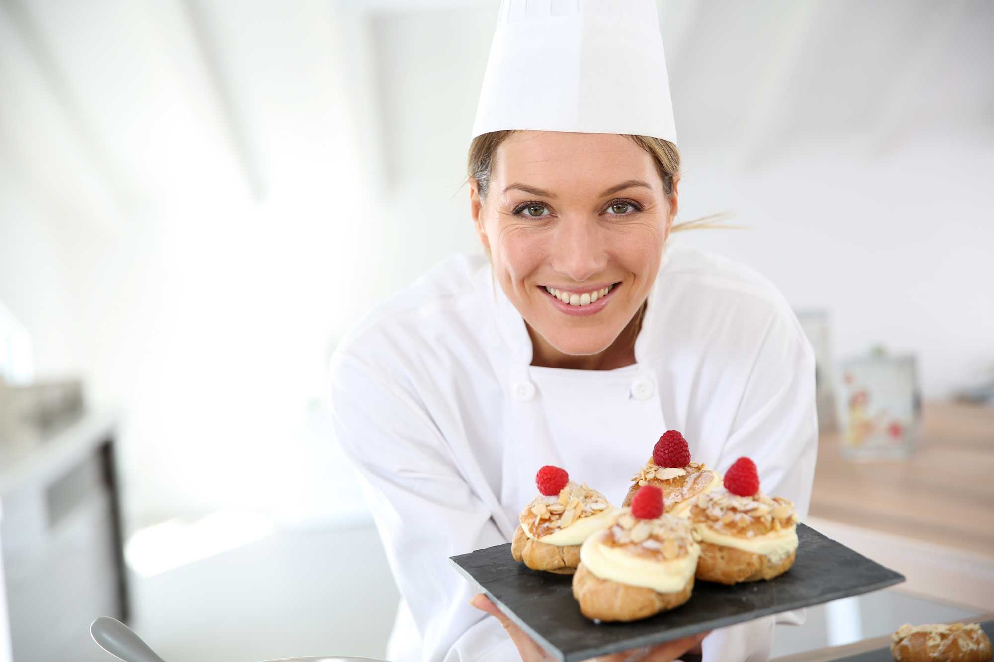 Allow us to spoil you with our private in-house chef and dining experience.  No need to leave the front door.