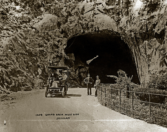 Jenolan Caves 1909, Blue Mountains