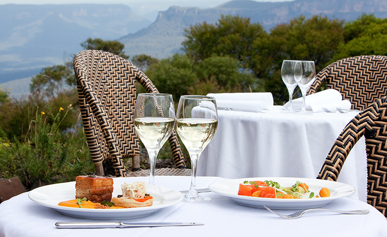 Solitary restaurant
