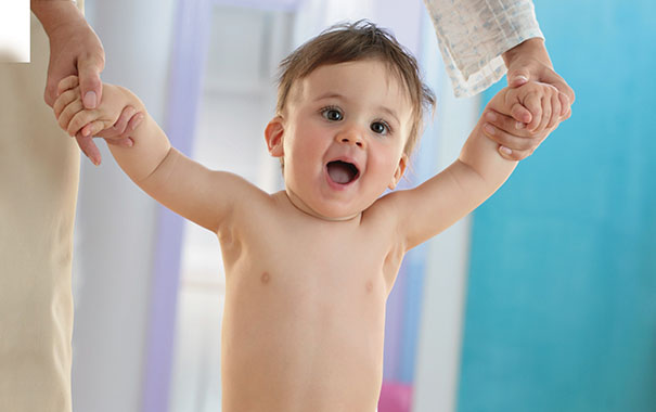 ways-to-get-your-baby-development-and-key-milestoneswalking