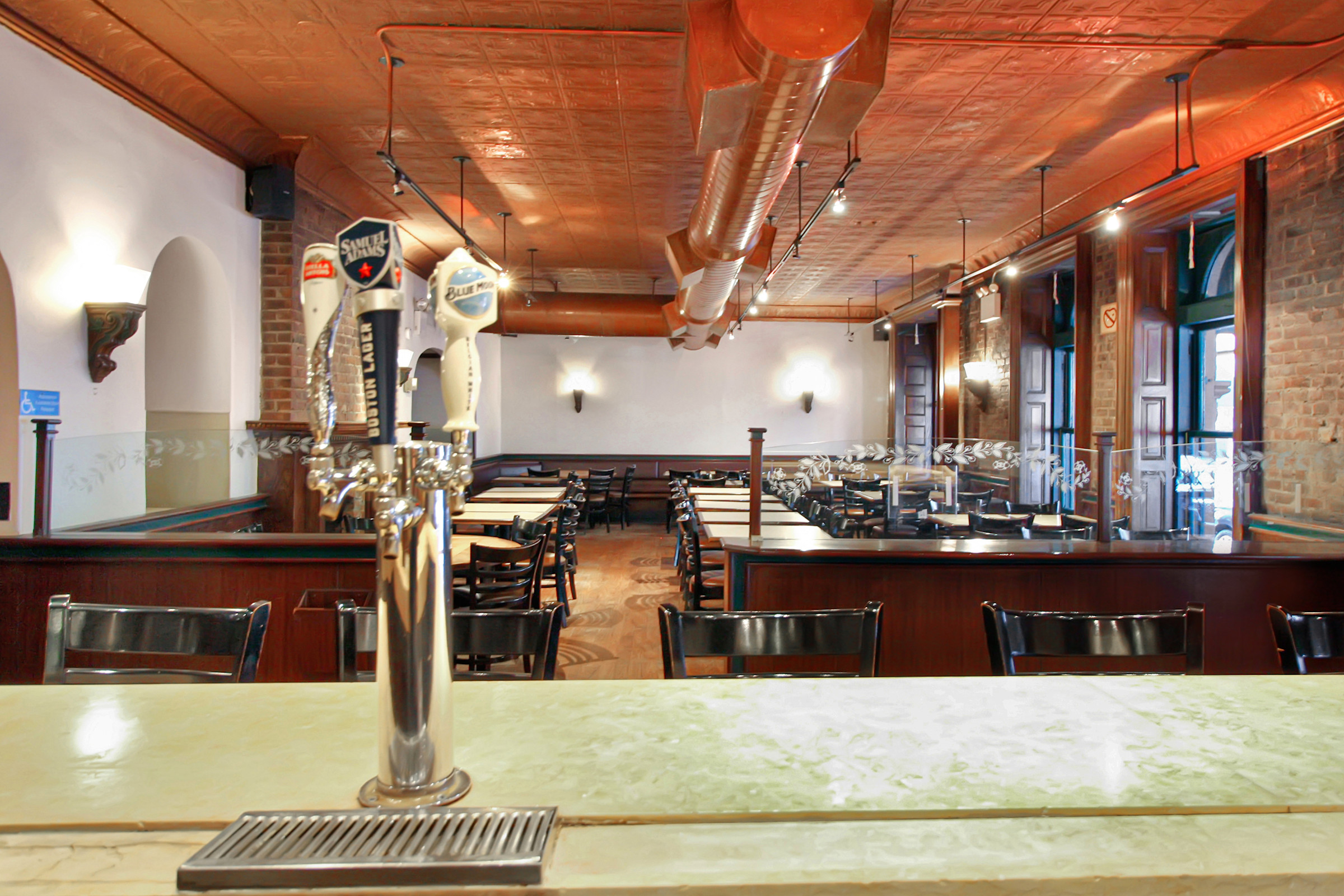 301 Columbus Store 2 3