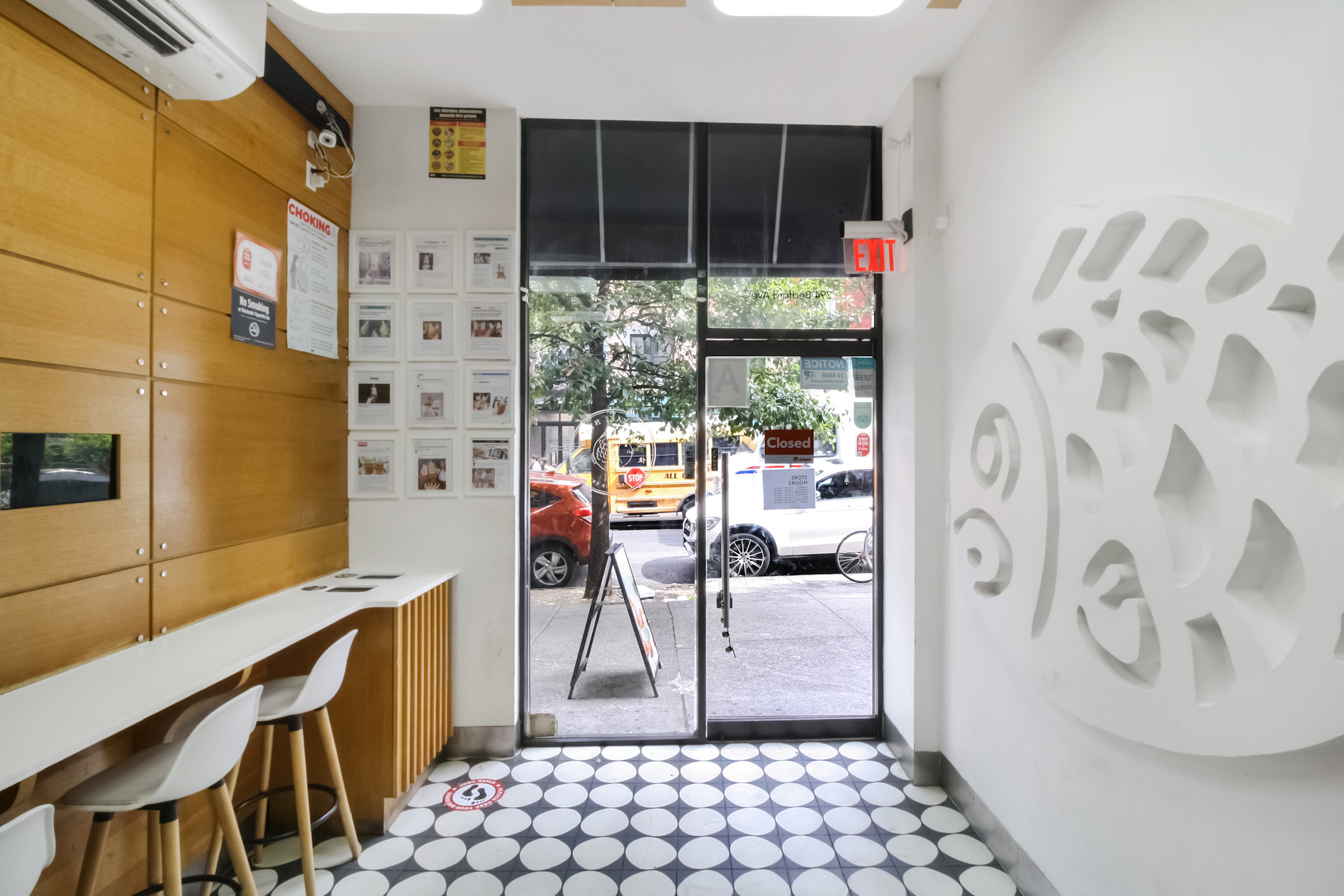 292 Bedford Ave Store 3 1