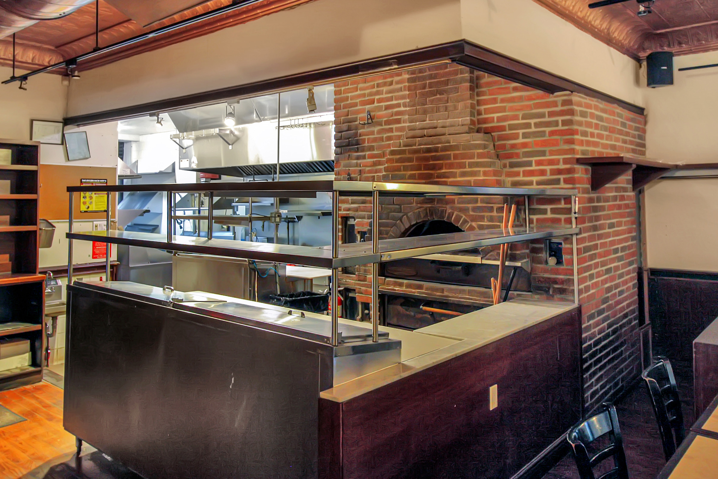 301 Columbus Store 2 12