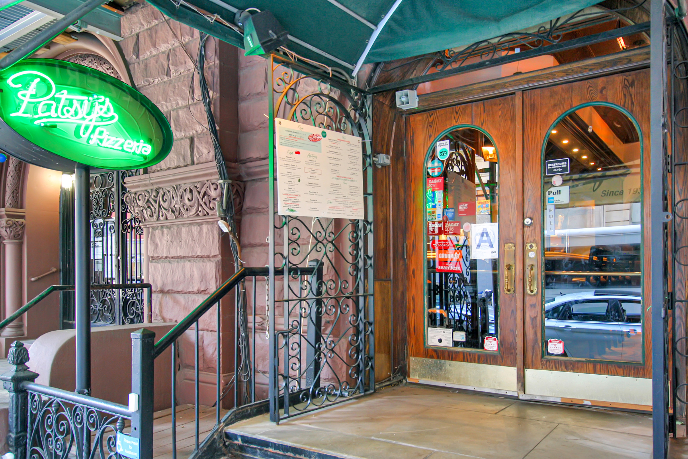 301 Columbus Store 2 1