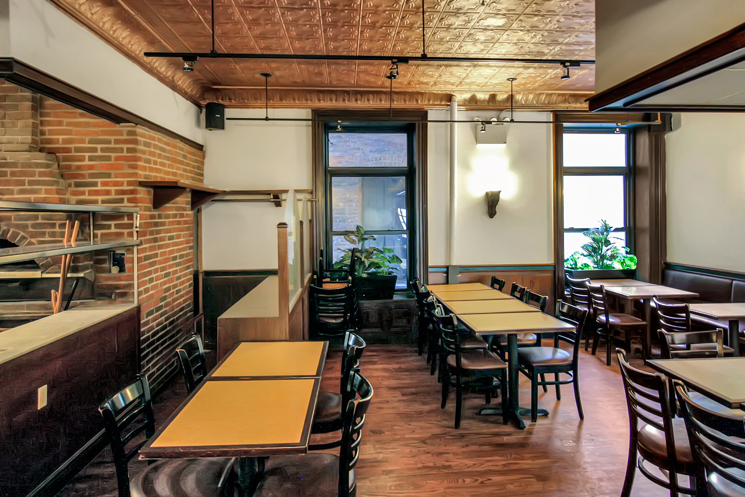 301 Columbus Store 2 13