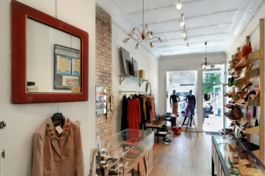 Small but Fierce Store Ready for Immediate Move-in (Brooklyn Commercial Retail Space For Rent)
