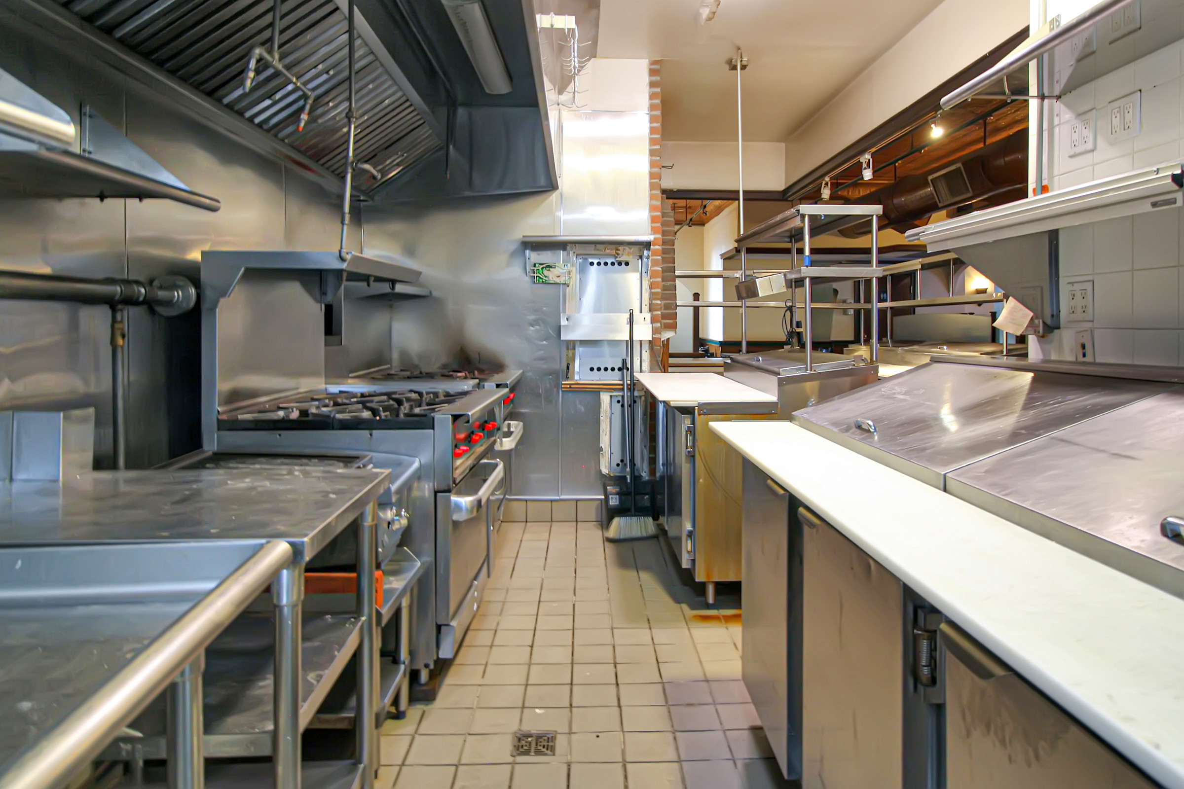 301 Columbus Store 2 9