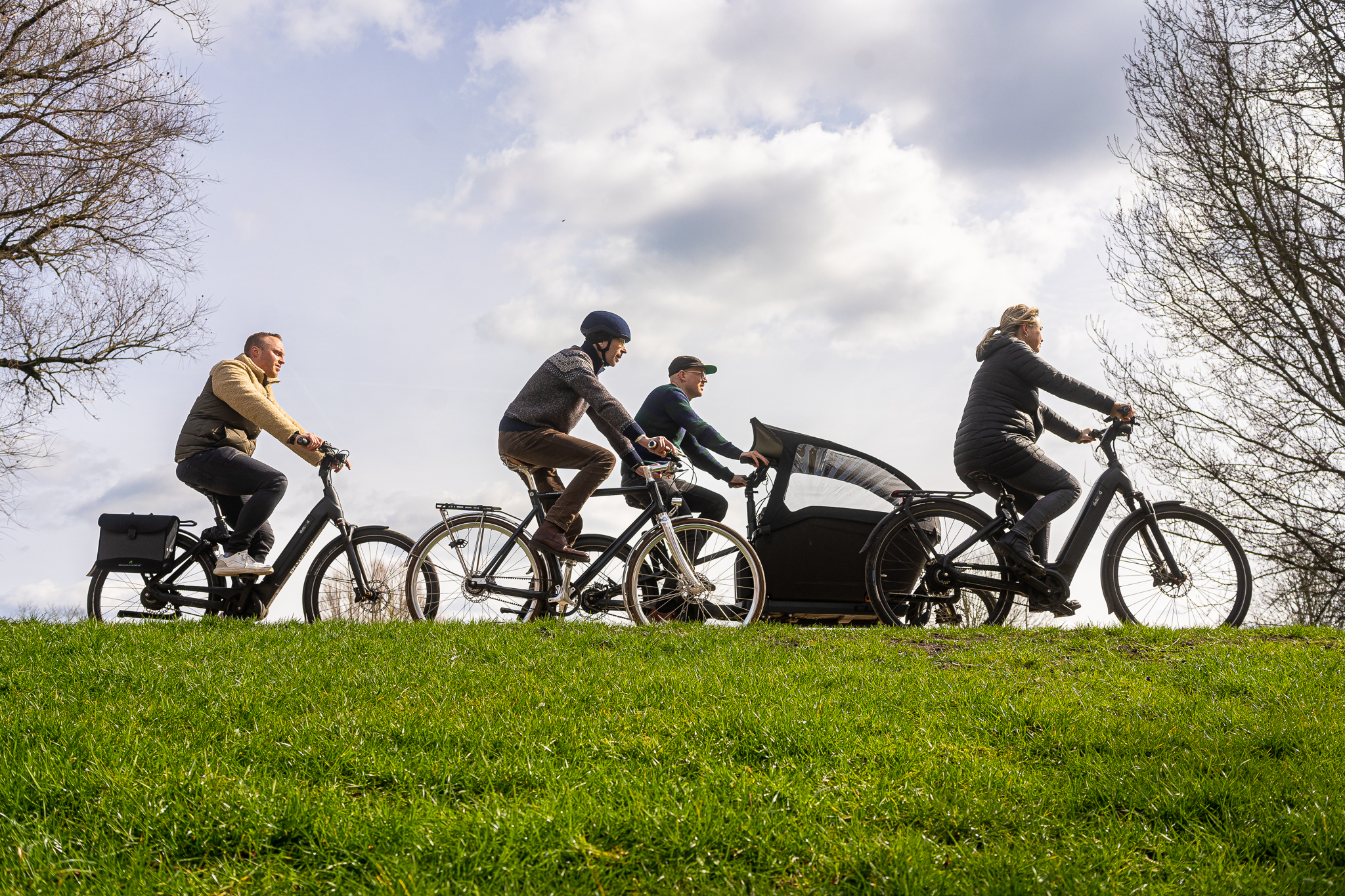 City cycling fashion forum