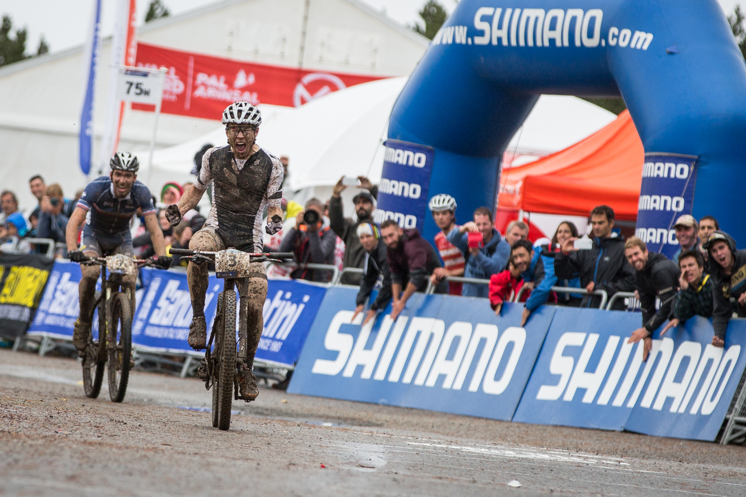 Championnats du Monde Mountain Bike UCI - La surprise Forchini, Cooper ...