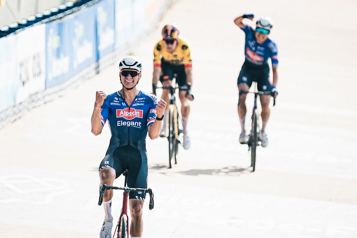 UCI WorldTour : MVDP un vainqueur hors pair UCI UCI WorldTour : MVDP un vainqueur hors pair UCI
