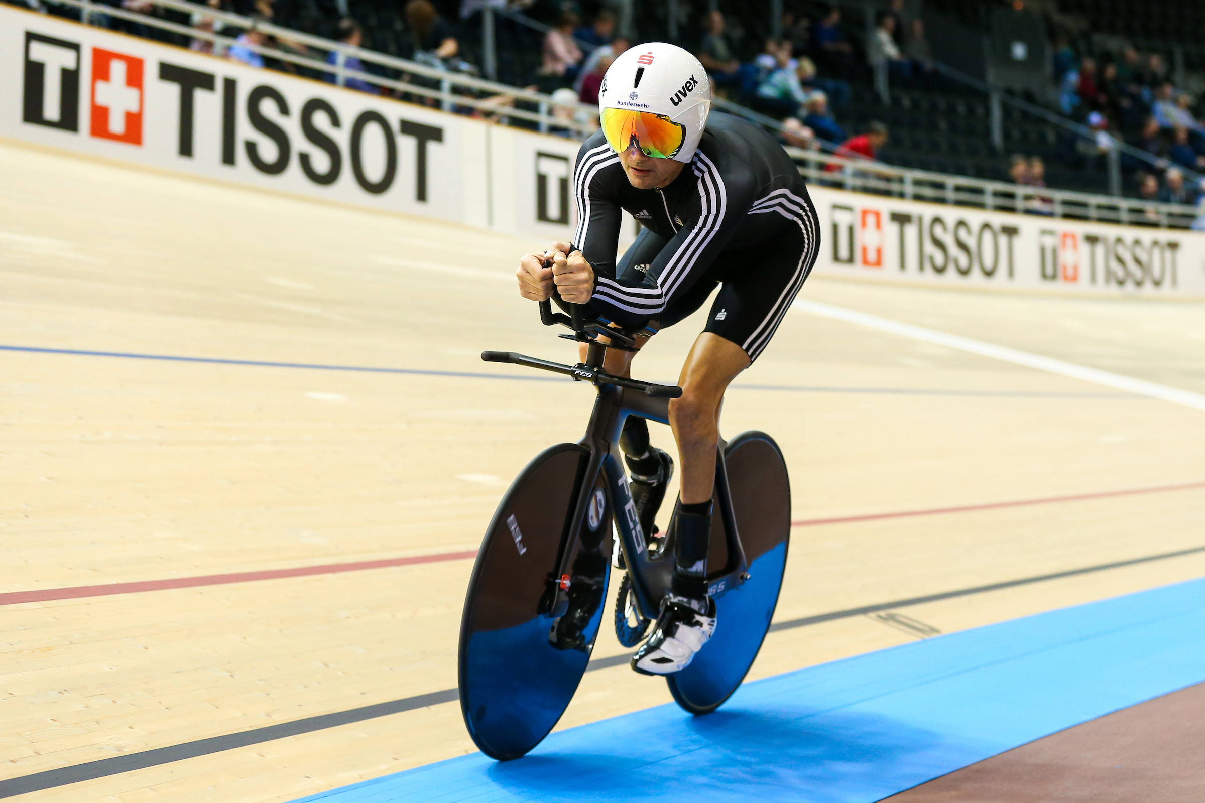 Paracyclist Michael Teuber betters his own UCI Hour Record timed